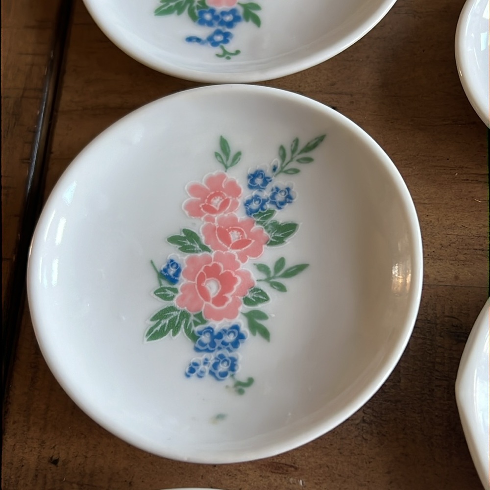 Vintage Children’s Tea Set - Picture 4 of 9